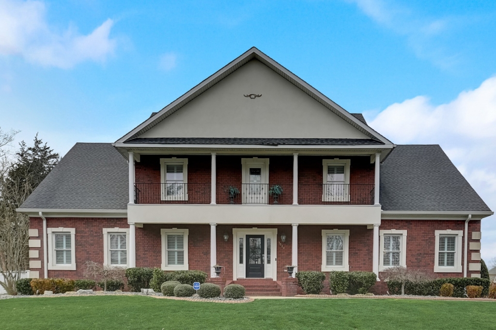 Nashville homes for sale with seller financing, Foreclosed homes for sale in Nashville at a discount, Nashville homes for sale with low property taxes, Nashville homes for sale in up-and-coming neighborhoods