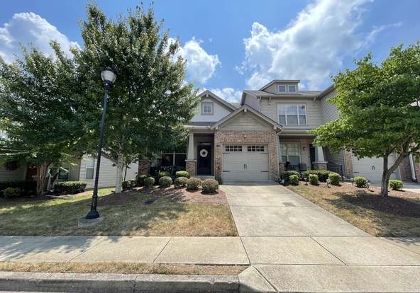 Nashville homes for sale in quiet neighborhoods, Nashville homes for sale with open floor plans under $250,000, Nashville homes for sale with a deck or patio, Nashville homes for sale with updated kitchens, Nashville homes for sale with a view, Nashville homes for sale with a master suite under $250,000,