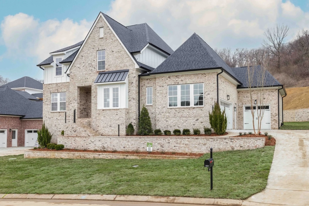 Nashville homes for sale in family-friendly neighborhoods, Nashville homes for sale with a fenced yard, Nashville homes for sale with hardwood floors, Nashville homes for sale with a fireplace under $200,000, Nashville homes for sale with a basement under $300,000, Nashville homes for sale in quiet neighborhood