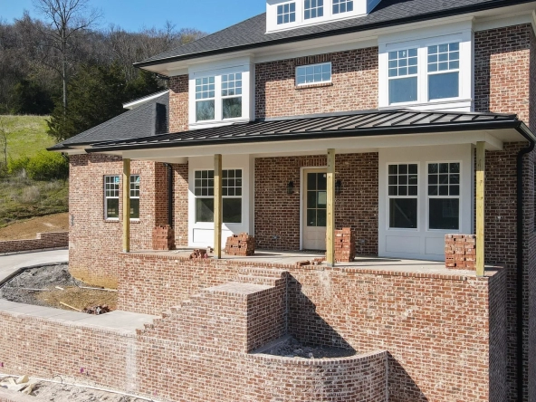 Nashville homes for sale with open floor plans under $250,000, Nashville homes for sale with a deck or patio, Nashville homes for sale with updated kitchens, Nashville homes for sale with a view, Nashville homes for sale with a master suite under $250,000