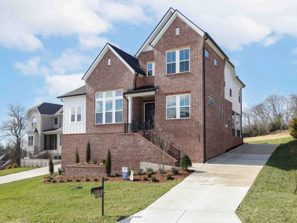 Nashville homes for sale with a deck or patio, Nashville homes for sale with updated kitchens, Nashville homes for sale with a view, Nashville homes for sale with a master suite under $250,000, Nashville homes for sale in diverse neighborhoods, Nashville homes for sale with modern