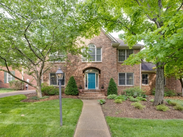 real estate agent near me